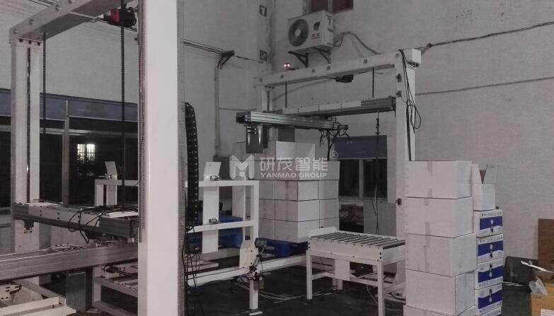 包裝生產線碼垛機